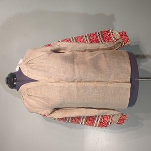 Vyshyta store Ukrainian embroidered linen shirt red and black pattern sleeve